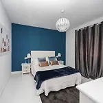 Daire Luxury Sea Front Ii